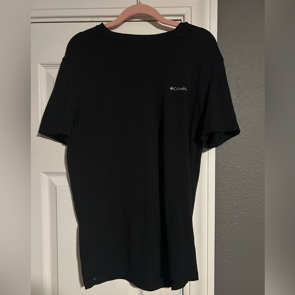 Columbia Men's Classic Black Tee